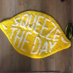 SQUEEZE THE DAY!- urban outfitters bathmat